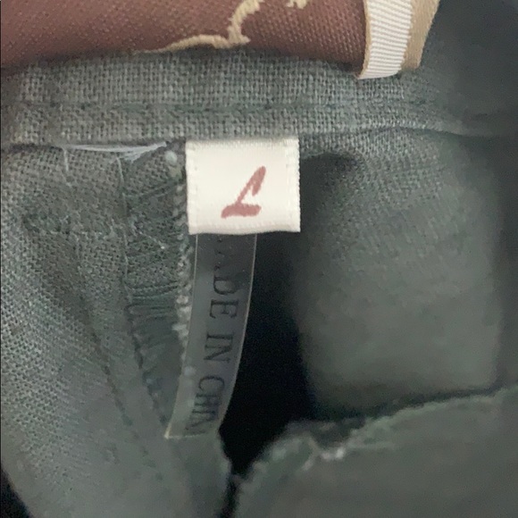 L olive green linen shorts w/pockets & belt loops - Picture 4 of 6